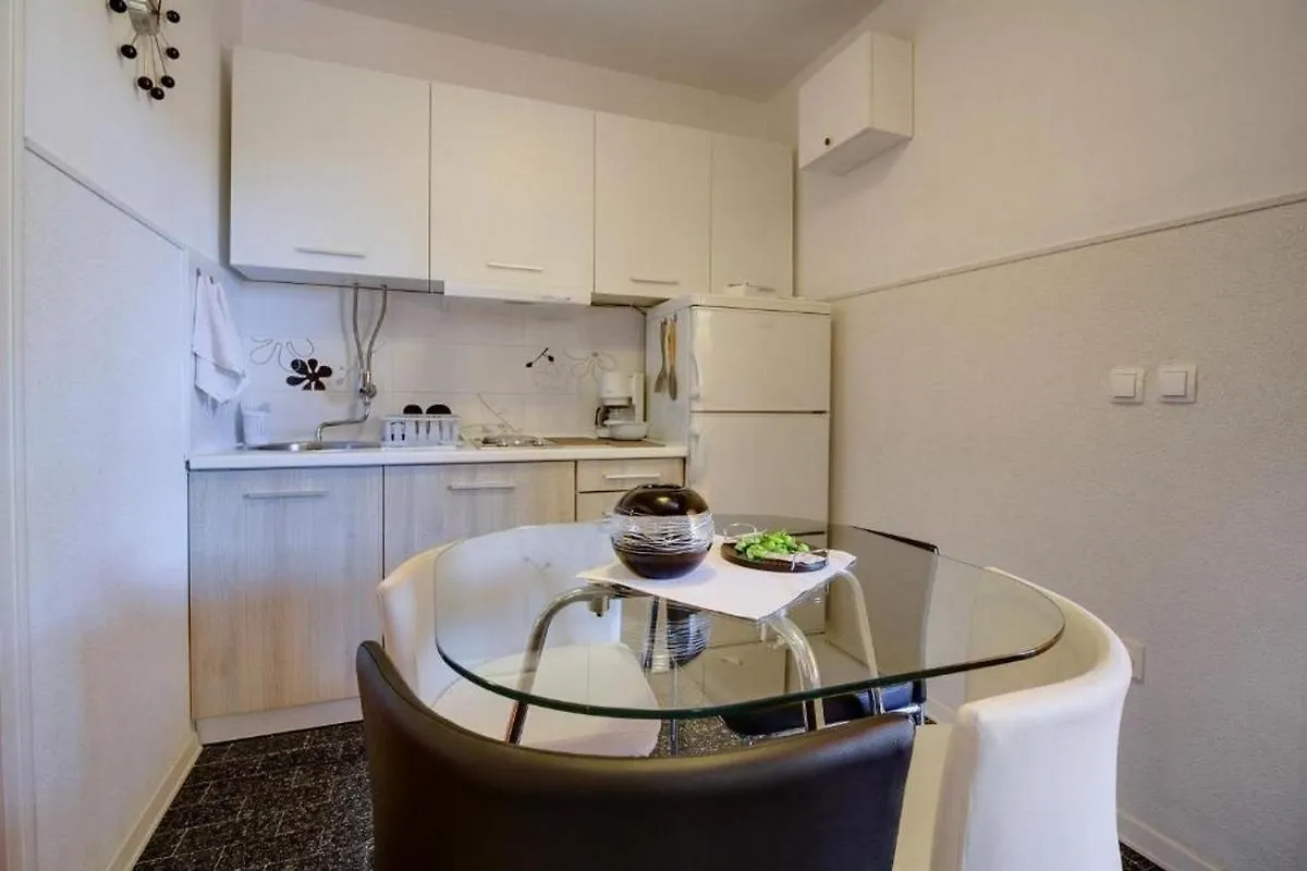 Apartments With A Parking Space Losinj, Losinj - 20930 Mali Losinj